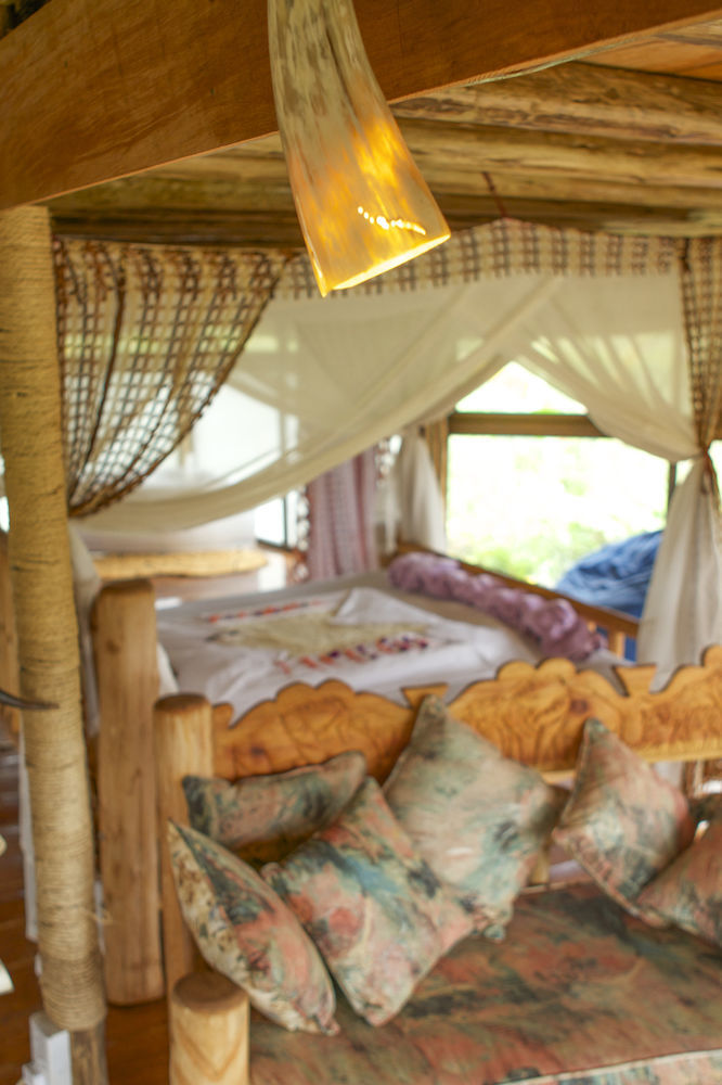 Malakai Eco Lodge Kajansi ภายนอก รูปภาพ