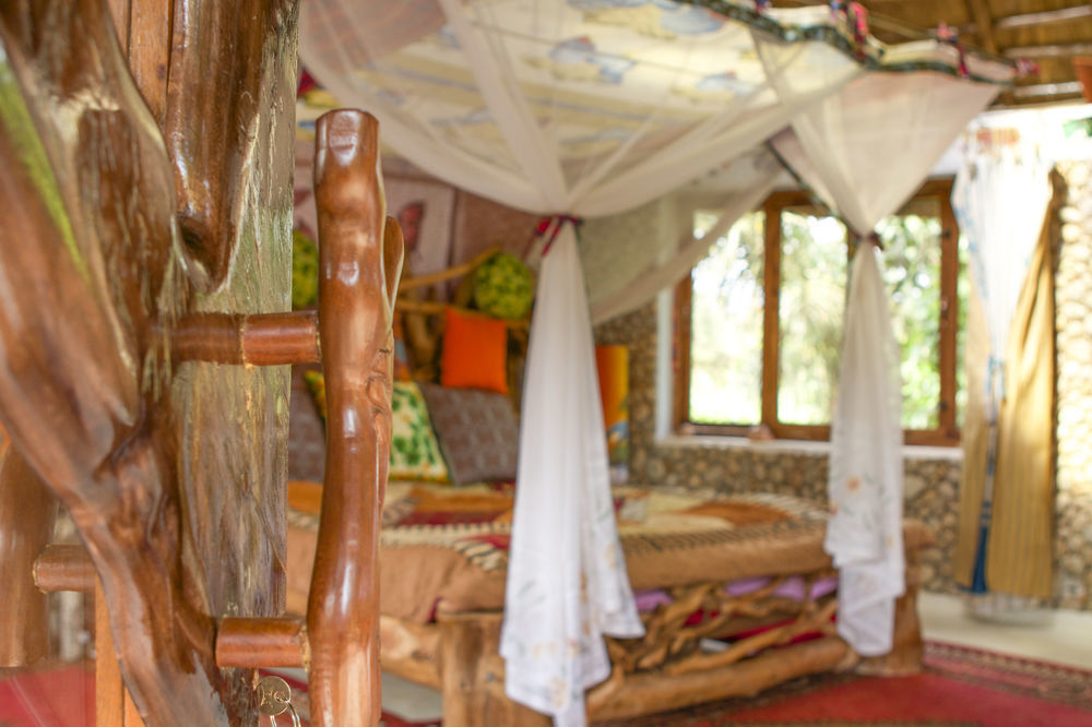 Malakai Eco Lodge Kajansi ภายนอก รูปภาพ